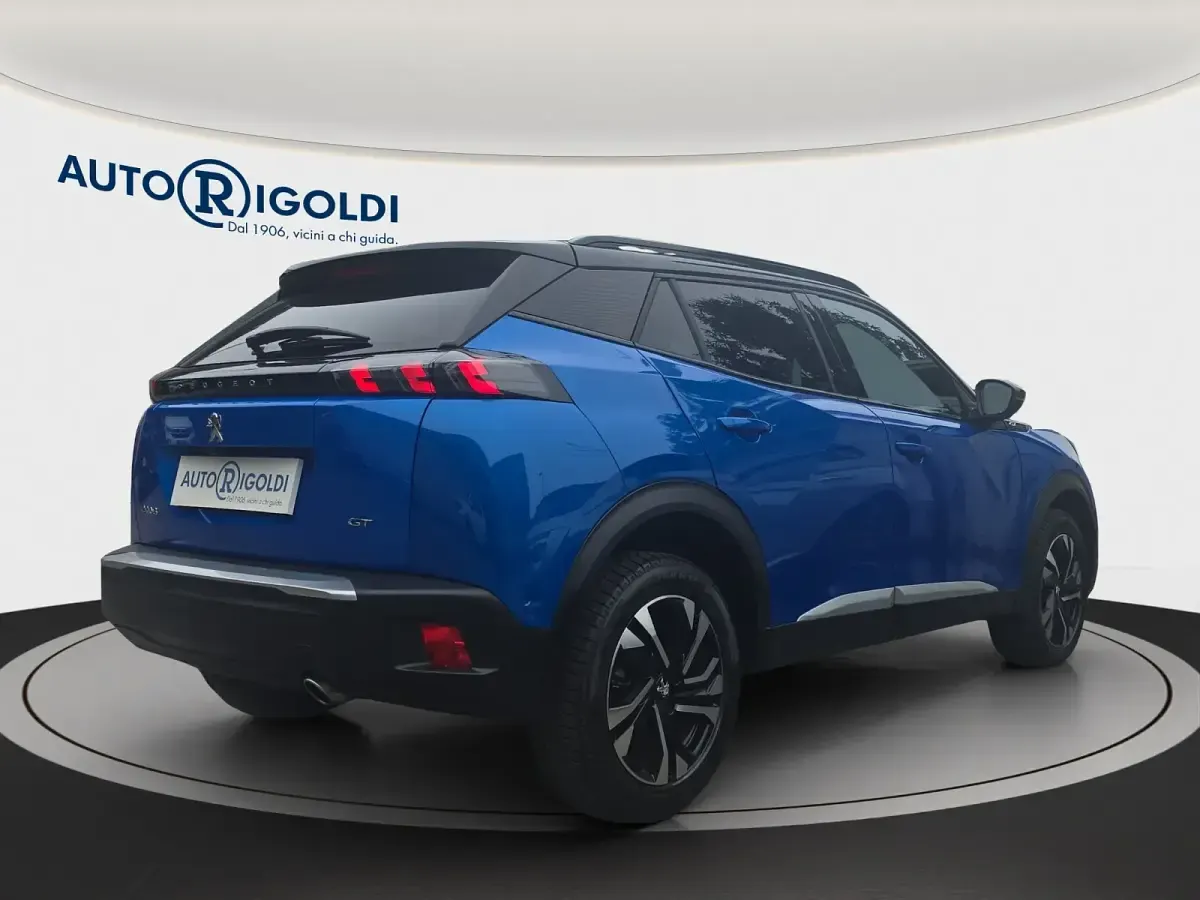 Używany Peugeot 2008 Allure 131 KM (96 kW) 2020 Biały SUV
