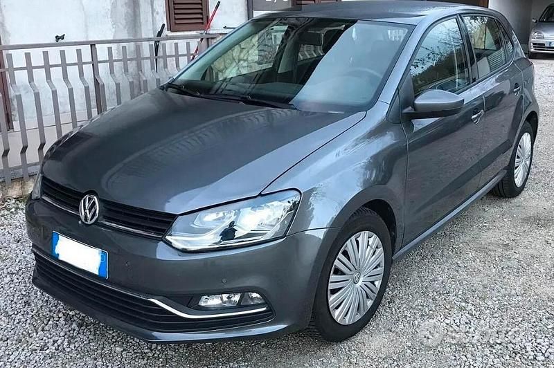 Usata VW Polo 75 CV (55 kW) 2017 Grigio Berlina
