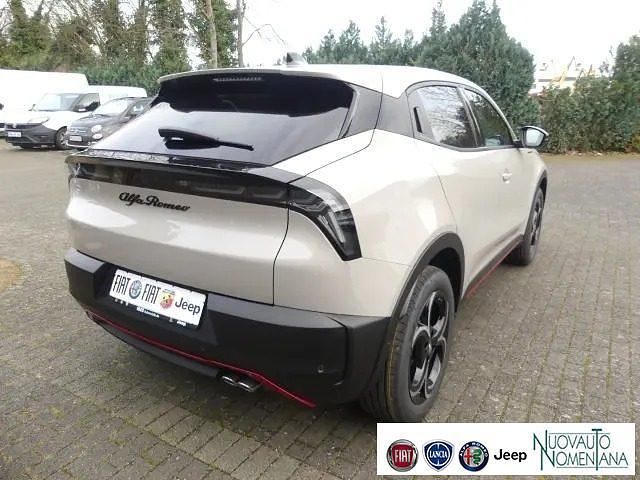 Nuova Alfa Romeo GT Junior Edizione Speciale 136 CV (100 kW) 2025 Beige SUV