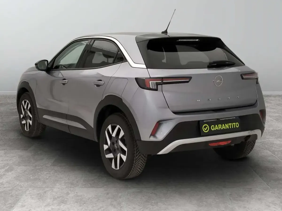 Usata Opel Mokka Elegance 101 CV (74 kW) 2023 Grigio grafene SUV