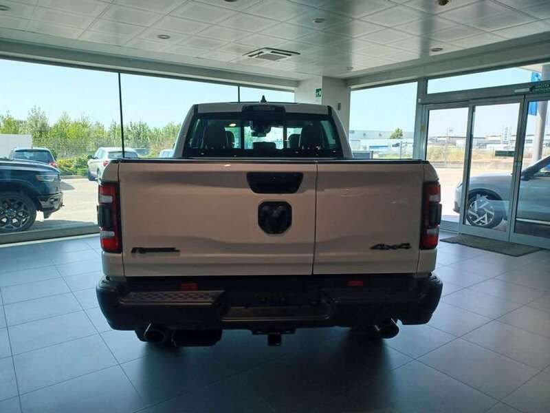 Usata Dodge Ram 401 CV (294 kW) 2024 Bianco Pick-up