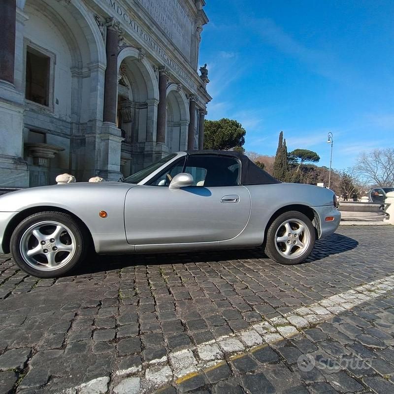 Usata Mazda MX5 1998 Grigio Cabrio