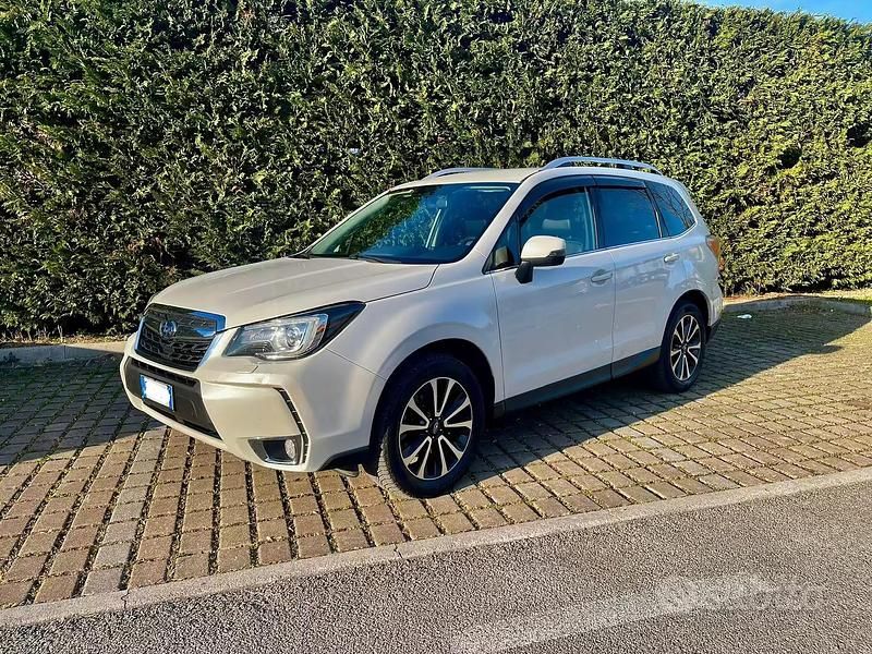 Usata Subaru Forester 2017 Bianco SUV