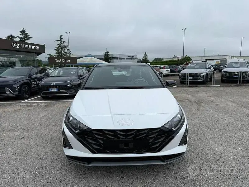 Usata Hyundai i20 90 CV (66 kW) 2026 Utilitaria