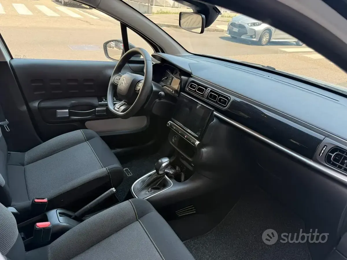 Usata Citroën C3 Shine 110 CV (80 kW) 2023 Bianco Utilitaria
