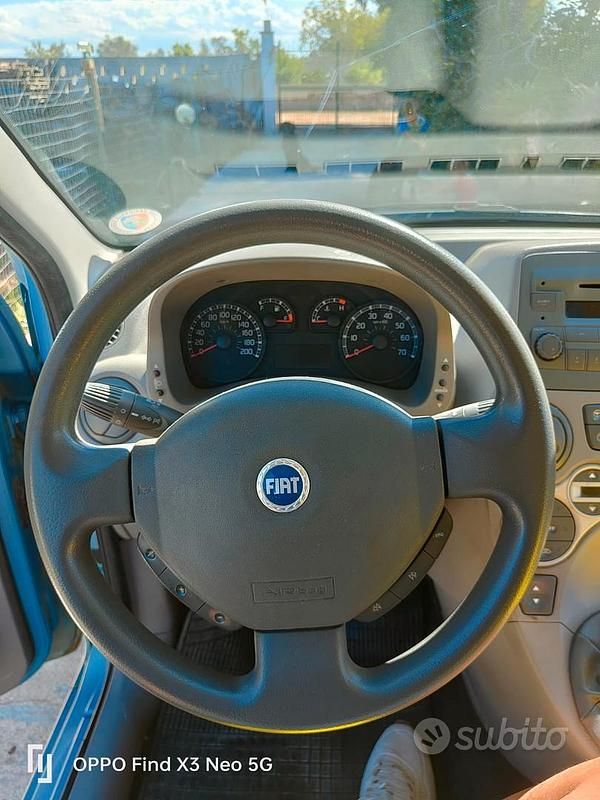 Usata Fiat Panda 4x4 60 CV (44 kW) 2005 Blu Utilitaria