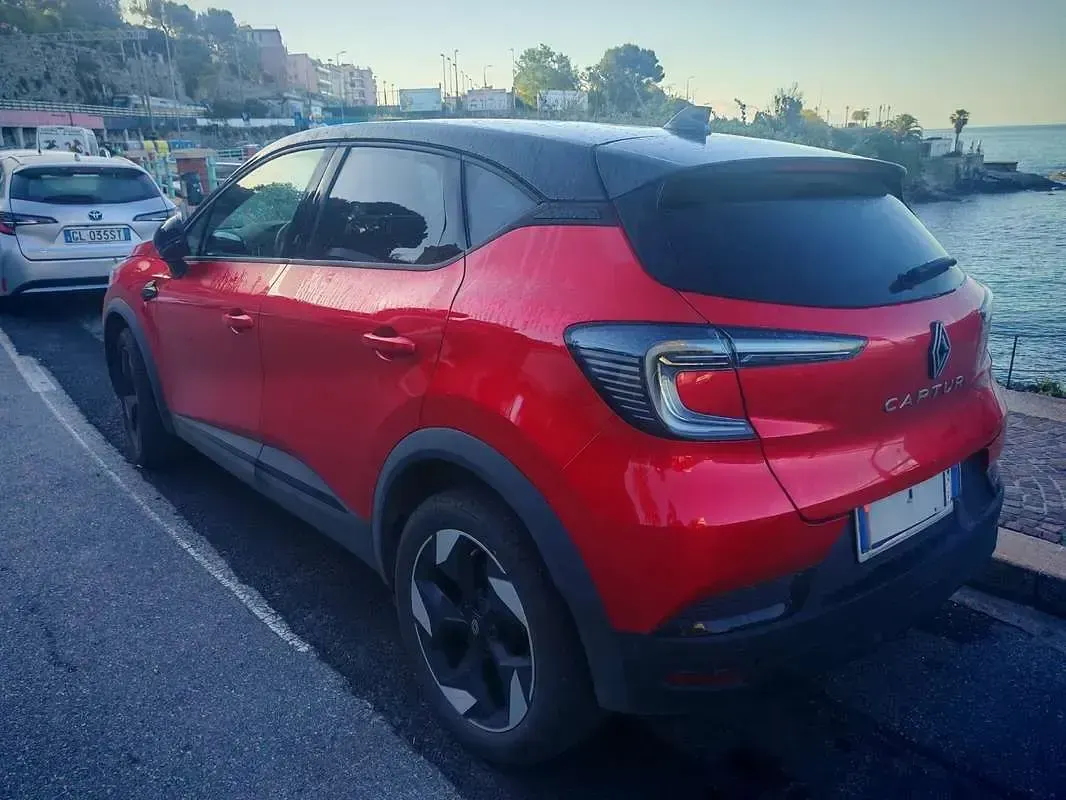 Usata Renault Captur Techno 101 CV (74 kW) 2024 SUV