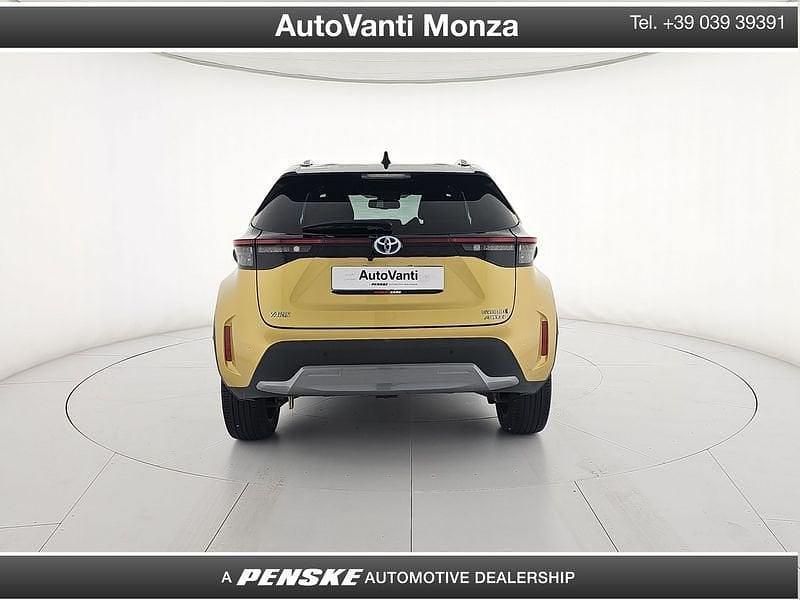 Usata Toyota Yaris Cross 116 CV (85 kW) 2022 Giallo SUV