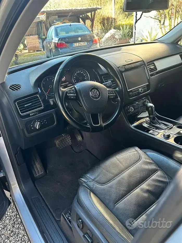 Usata VW Touareg 204 CV (150 kW) 2014 Grigio SUV