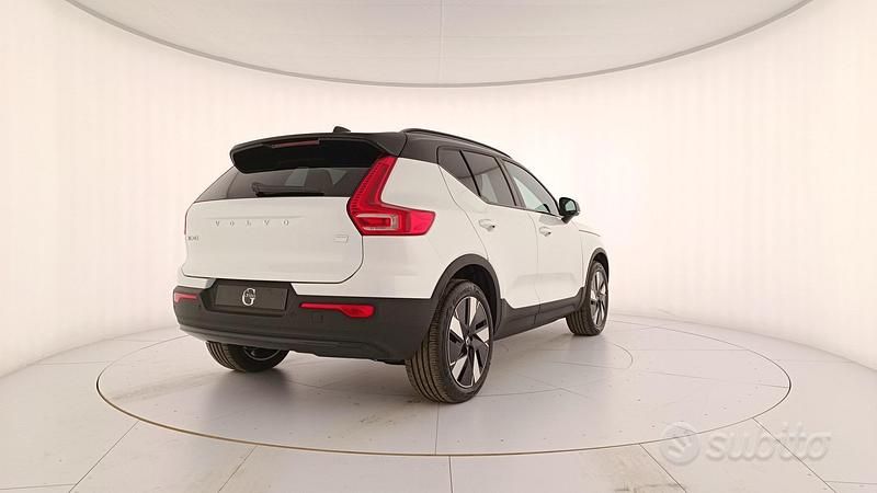 Nouvelle Volvo EX40 Core 185 kW (252 ch) 2025 Blanc SUV