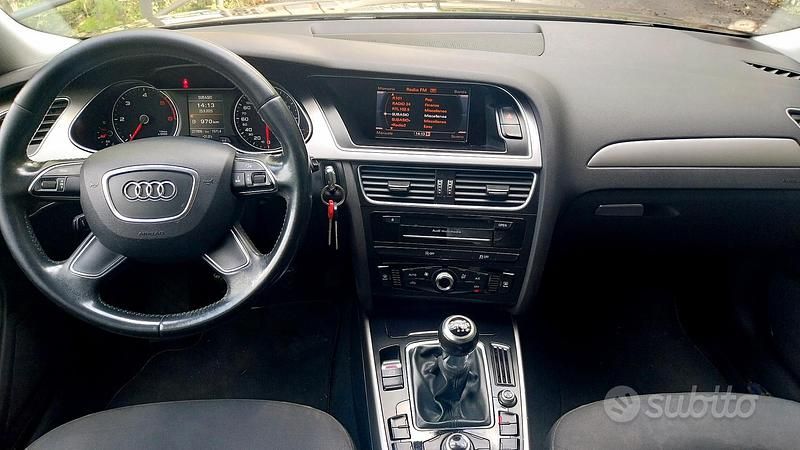 Usata Audi A4 140 CV (102 kW) 2015 Nero Station wagon