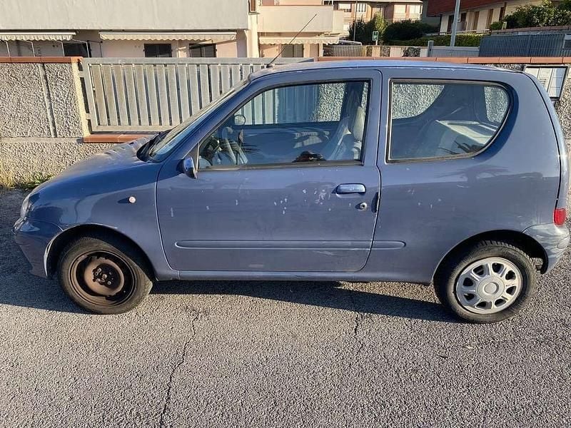 Blu Usata 2005 Fiat 600 Active Due volumi | 1200 € (Ottimo prezzo) - Immagine 1/4