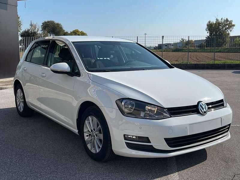 Usata VW Golf VII Trendline 85 CV (62 kW) 2016 Bianco Berlina