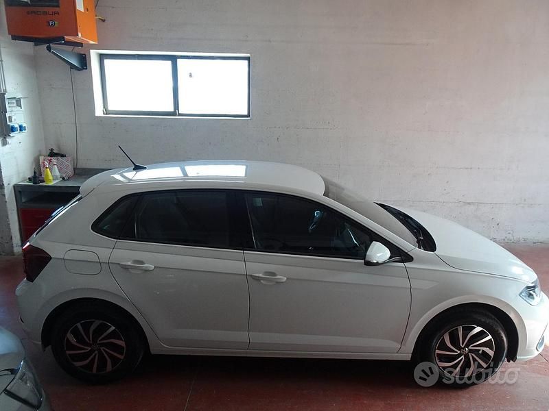 Usata VW Polo Life 2023 Bianco Utilitaria