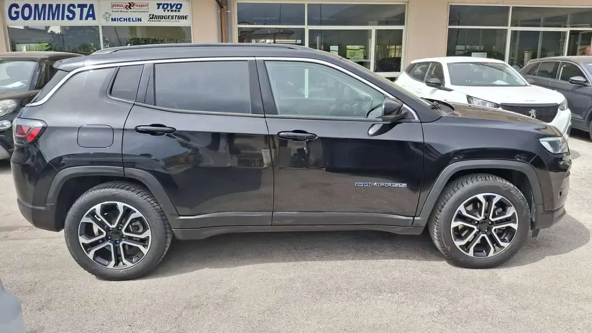 Usata Jeep Compass Limited 131 CV (96 kW) 2022 Nero SUV