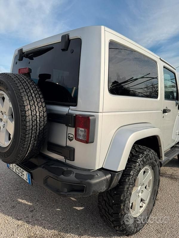 Usata Jeep Wrangler 200 CV (147 kW) 2011 SUV