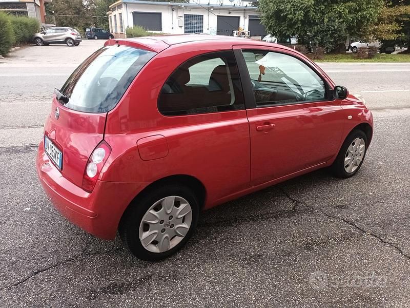 Usata Nissan Micra 79 CV (58 kW) 2009 Rosso Utilitaria