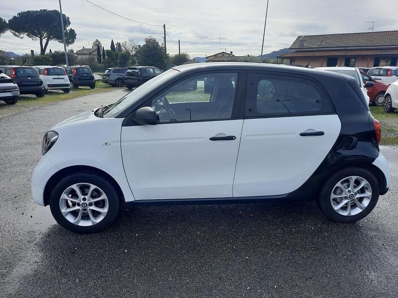 Usata Smart ForFour Passion 71 CV (52 kW) 2017 Bianco Utilitaria