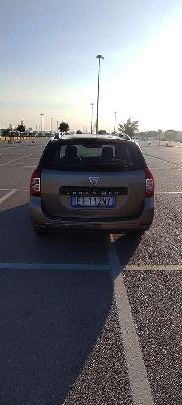 Usata Dacia Logan MCV Lauréate 75 CV (55 kW) 2014 Station wagon