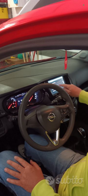 Usata Opel Karl 73 CV (53 kW) 2018 Rosso Utilitaria