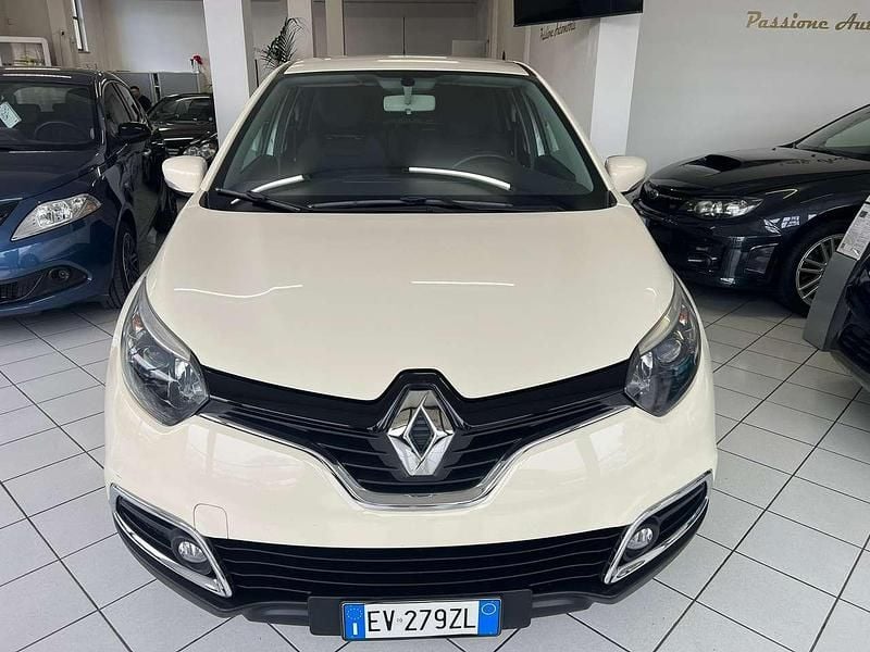 Usata Renault Captur 90 CV (66 kW) 2014 Beige SUV
