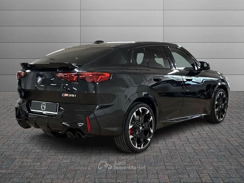 Usata BMW X2 Shadowline 300 CV (220 kW) 2024 Nero SUV