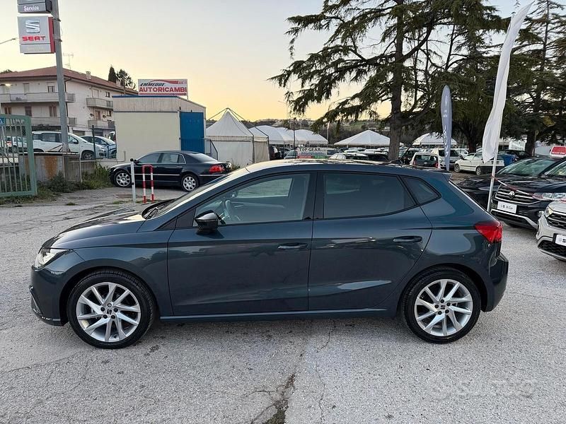 Usata Seat Ibiza FR 95 CV (69 kW) 2025 Grigio Utilitaria