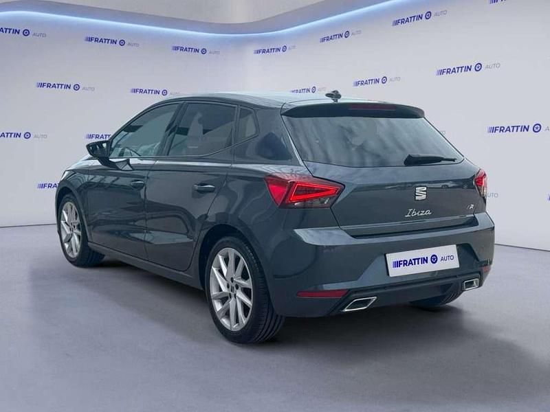 Usata Seat Ibiza FR 95 CV (69 kW) 2024 Grigio scuro Utilitaria