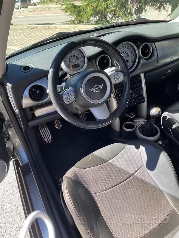 Begagnad Mini Cooper S 163 HK (119 kW) 2003 Grå Halvkombi