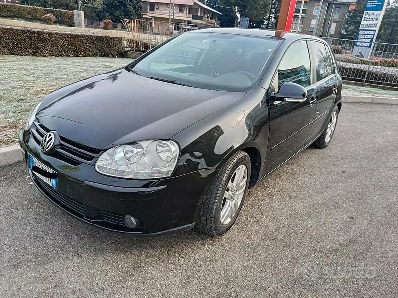 Nero Usata 2007 VW Golf Tre volumi | 2000 € (Ottimo prezzo) - Immagine 1/4
