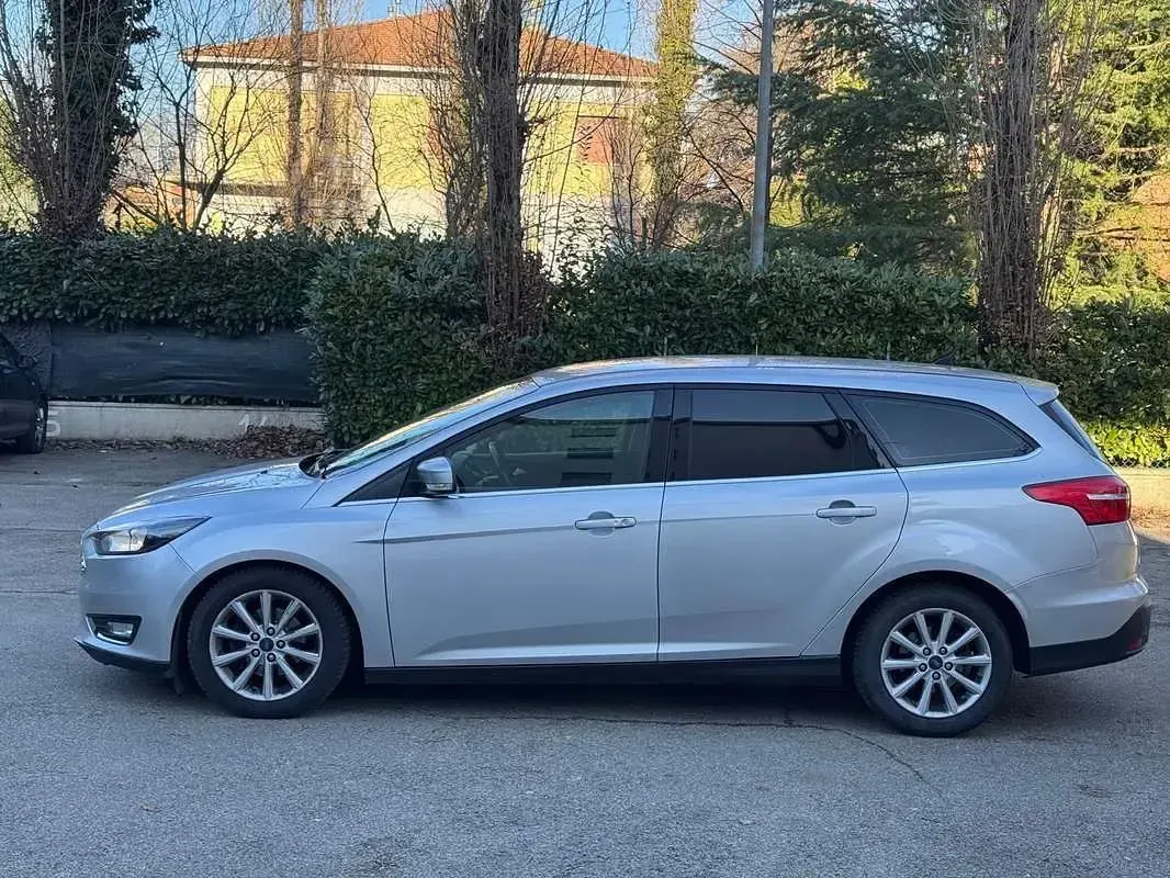 Usata Ford Focus Titanium X 120 CV (88 kW) 2017 Station wagon