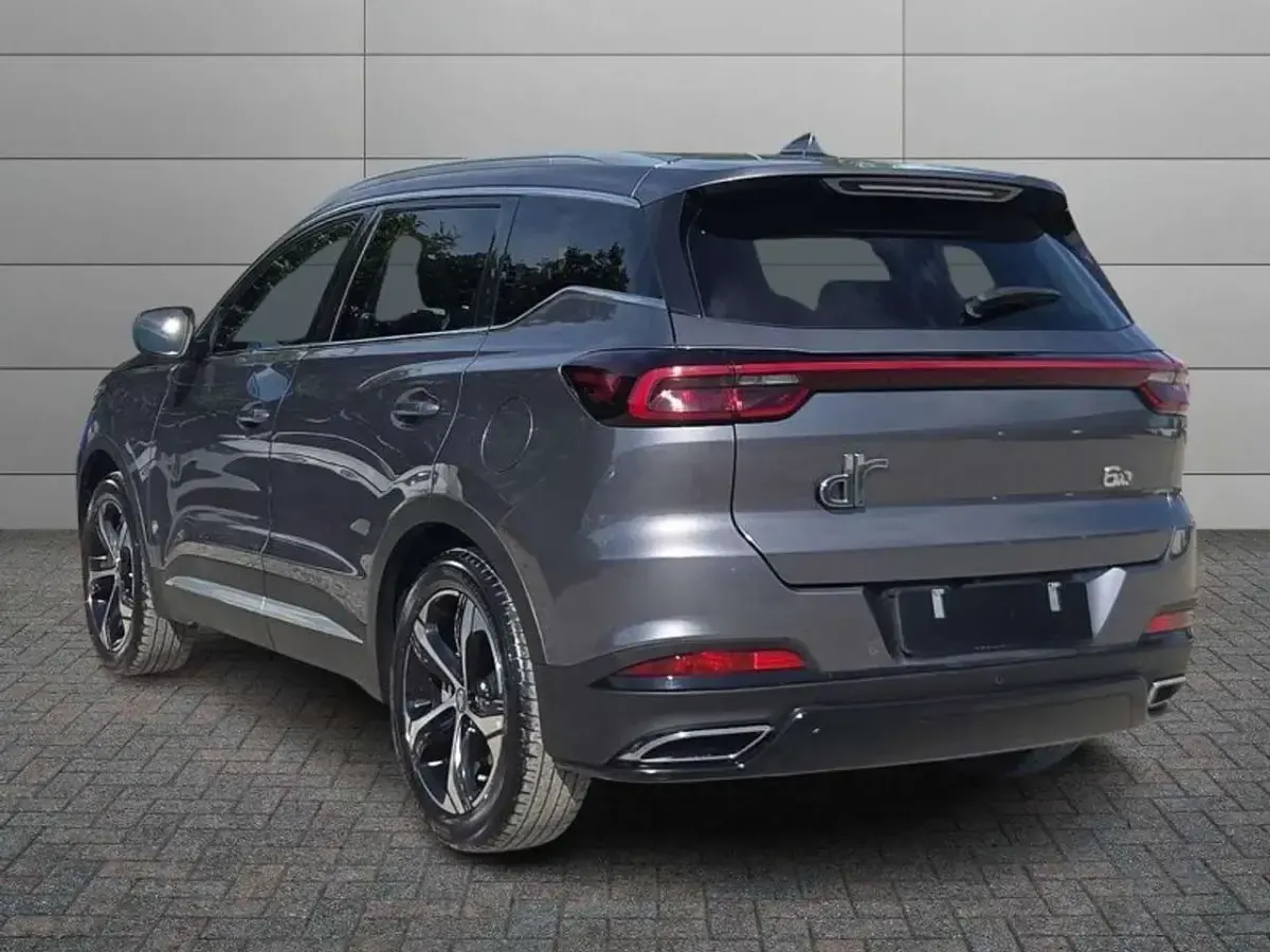 Usata DR DR 6.0 155 CV (114 kW) 2024 Grigio SUV