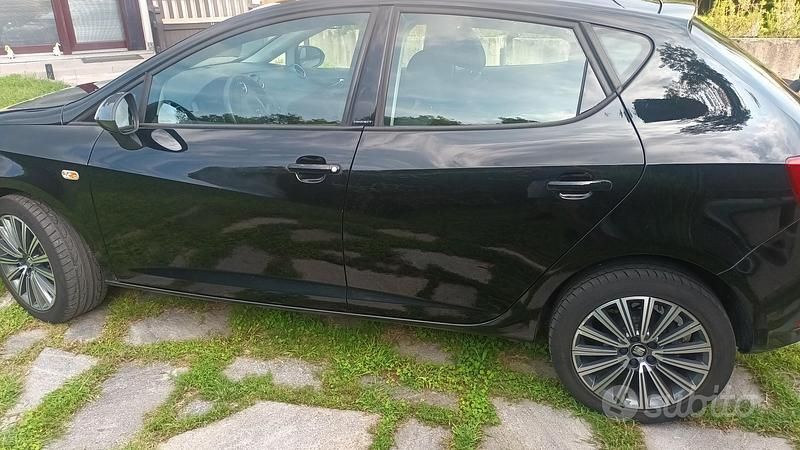 Usata Seat Ibiza 90 CV (66 kW) 2017 Nero Berlina