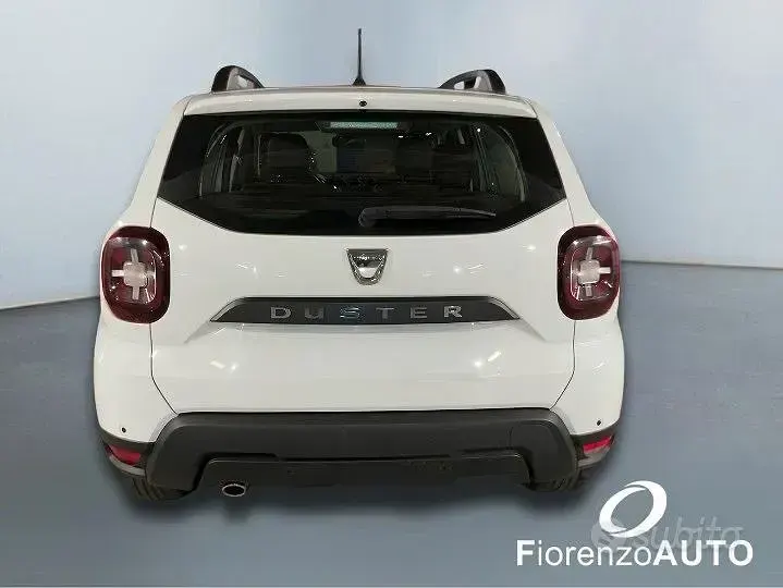 Usata Dacia Duster Comfort 101 CV (74 kW) 2021 Bianco SUV
