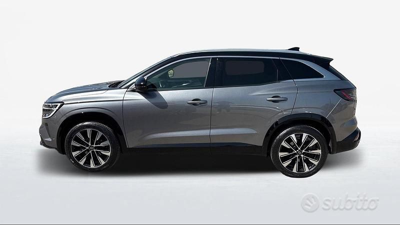Usata Renault Austral Techno 160 CV (117 kW) 2023 Grigio SUV