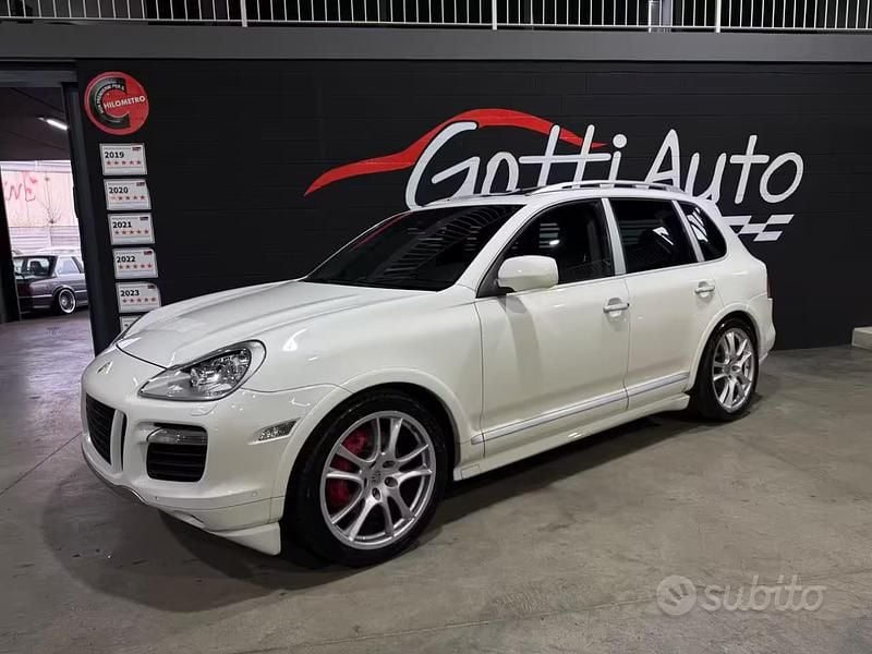 Usata Porsche Cayenne 500 CV (367 kW) 2008 Bianco SUV