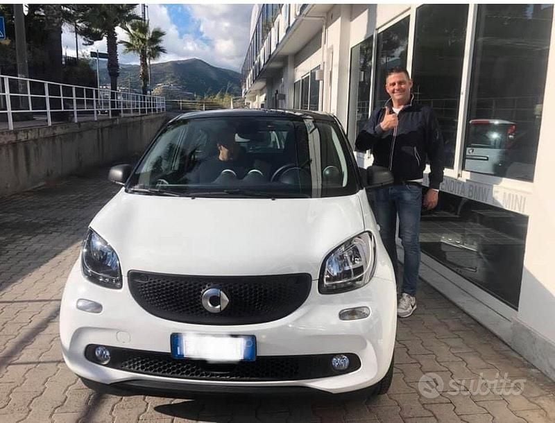 Usata Smart ForFour 2019 Bianco Utilitaria