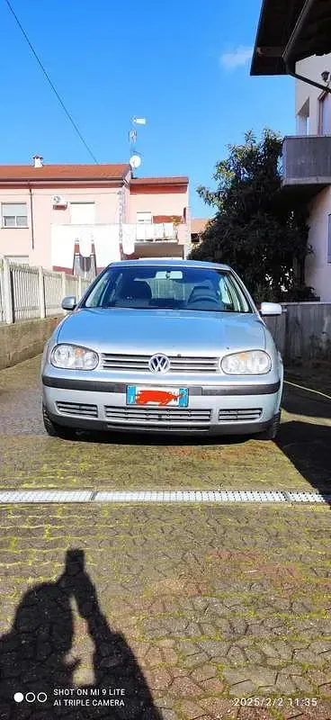 Usata VW Golf IV 75 CV (55 kW) 2002 Berlina