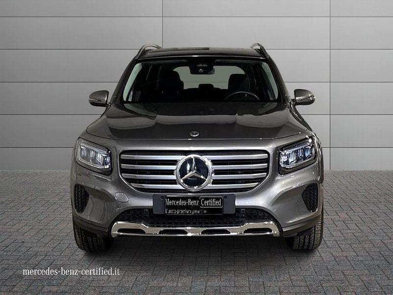 Usata Mercedes GLB180 Advanced 116 CV (85 kW) 2025 Grigio montagna SUV