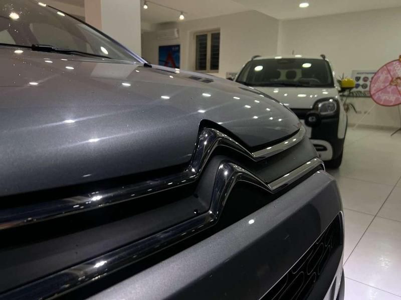 Usata Citroën C3 Feel 83 CV (61 kW) 2023 Grigio scuro metallizzato Utilitaria