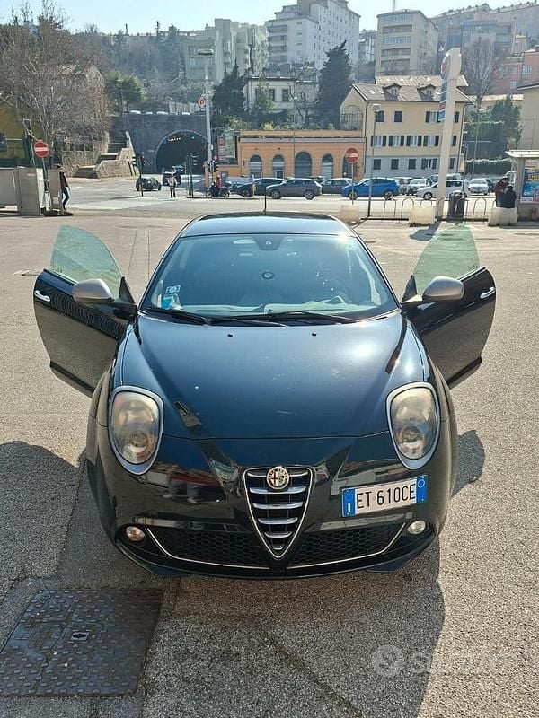 Usata Alfa Romeo MiTo Progression 70 CV (51 kW) 2013 Nero Utilitaria
