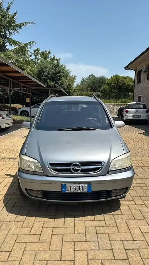 Usata Opel Zafira Eco 97 CV (71 kW) 2004 Monovolume