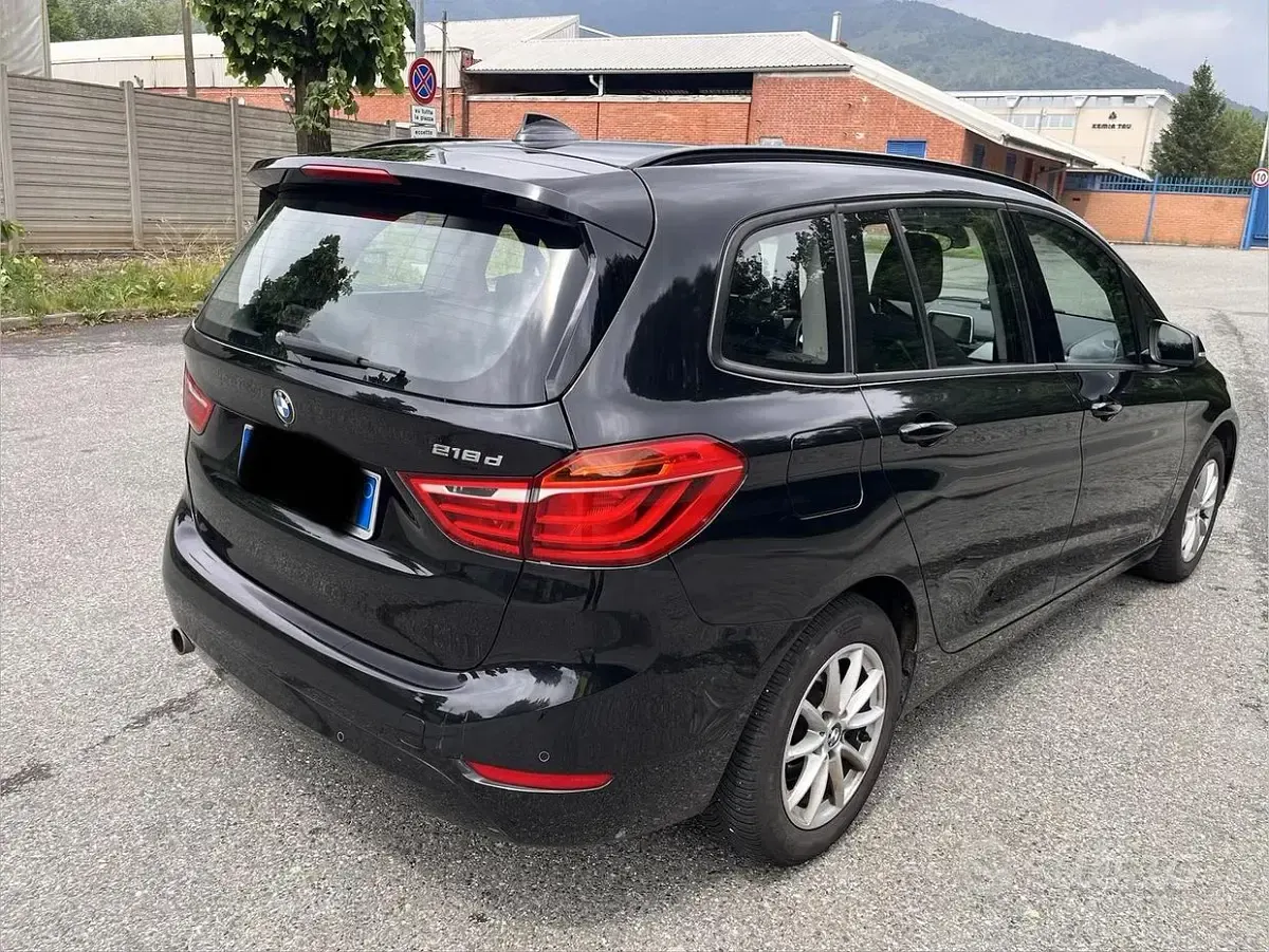 Usata BMW 218 Advantage 150 CV (110 kW) 2016 Nero Monovolume