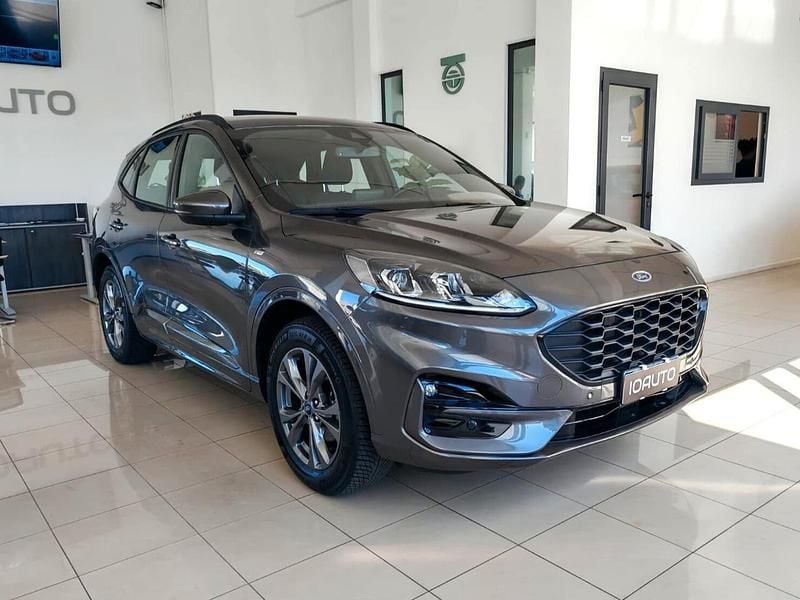 Usata Ford Kuga ST-Line 190 CV (139 kW) 2022 Grigio SUV