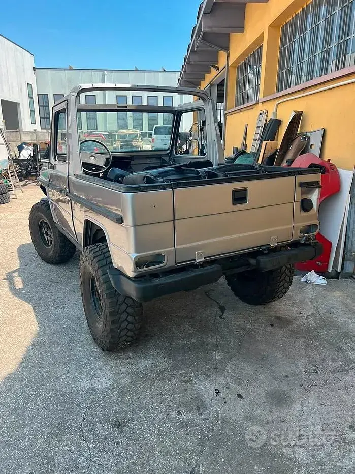 Usata Mercedes G300 72 CV (52 kW) 1981 SUV