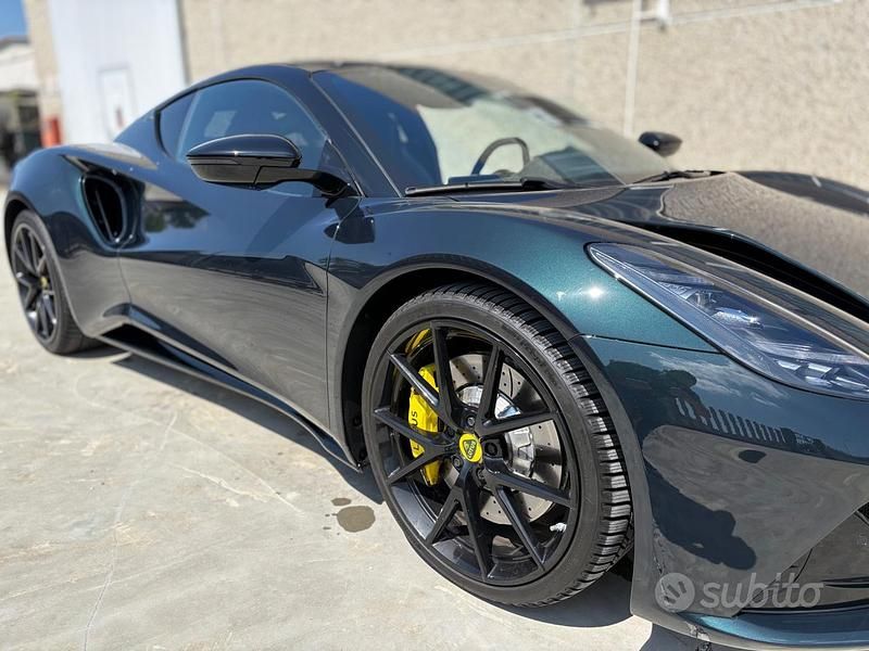 Verde Usata 2023 Lotus Emira Coupé | 82.999 € (Ottimo prezzo) - Immagine 1/4