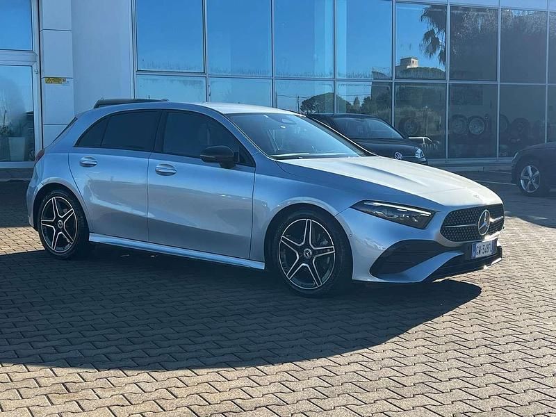 Usata Mercedes A180 Advanced 116 CV (85 kW) 2024 Argento met. Berlina