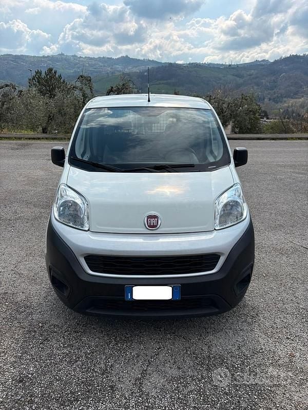 Usata Fiat Fiorino S 95 CV (69 kW) 2021 Bianco Monovolume