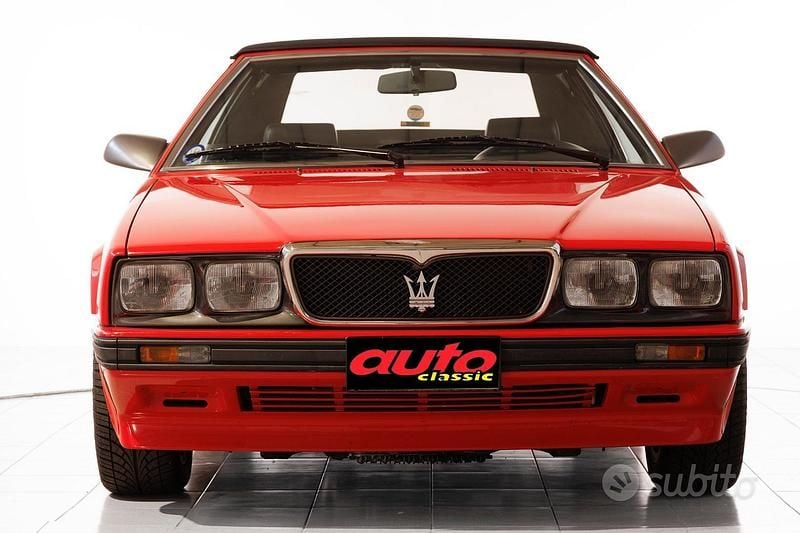 Usata Maserati Biturbo 220 CV (161 kW) 1989 Rosso Cabrio