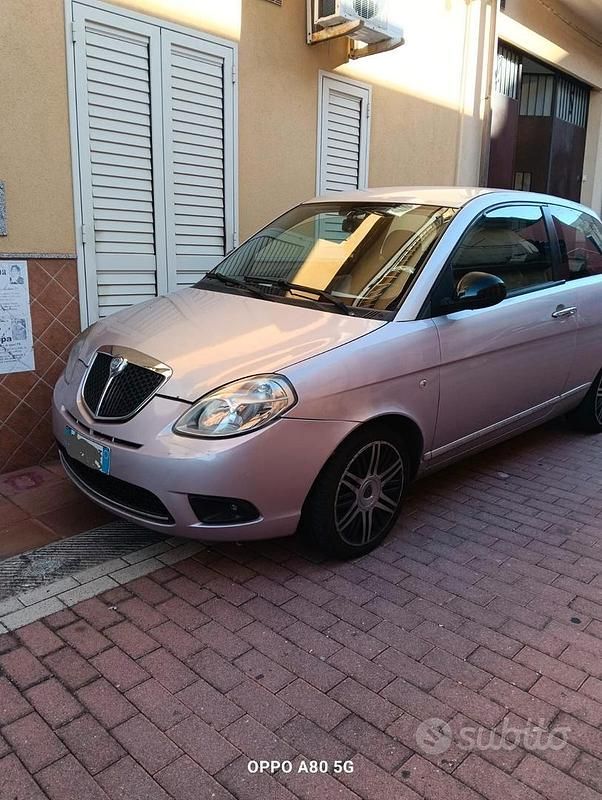 Usata Lancia Ypsilon 77 CV (56 kW) 2010 Utilitaria